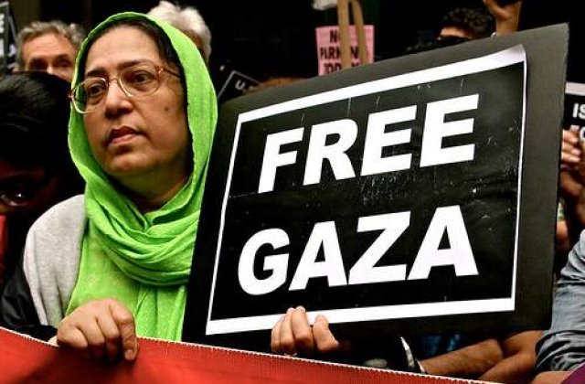 Mii de persoane au protestat fata de raidul israelian de luni