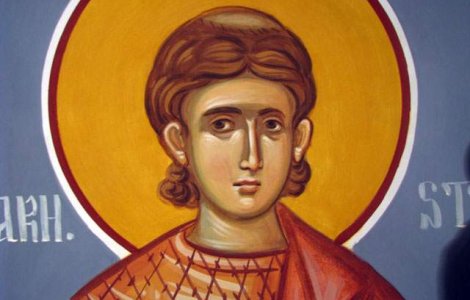 Peste 420.000 de romani isi serbeaza onomastica de Sfantul Stefan