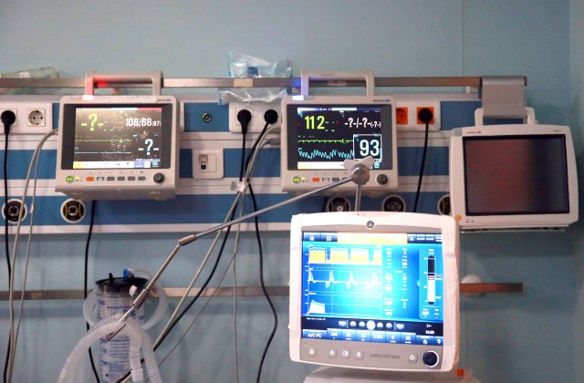 Bilanț COVID-19, 11 noiembrie 2021. Au murit 303 persoane, la care se adaugă 15 decese anterioare consemnate astăzi