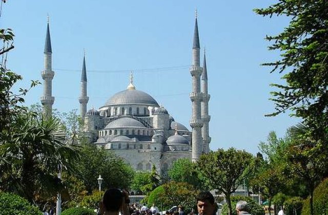 Atentat cu bomba la Istanbul