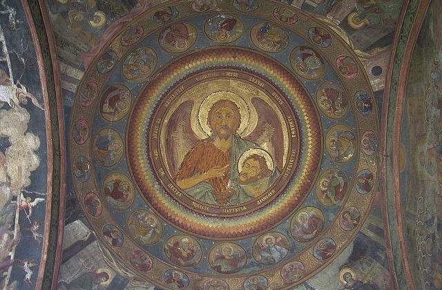 BOR raspunde campaniei "Vrem spitale, nu catedrale!": Biserica e un spital pentru suflete