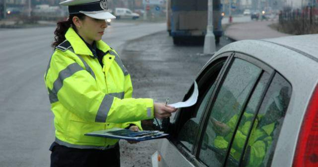 Aproape 15.000 de amenzi si peste 600 de permise auto retinute