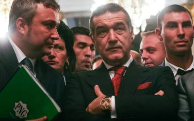 Mesaje de amenințare pe...