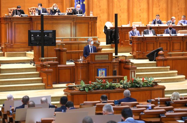 Revolta antocomunistă de la Brașov - comemorată &icirc;n plenul Camerei Deputaților