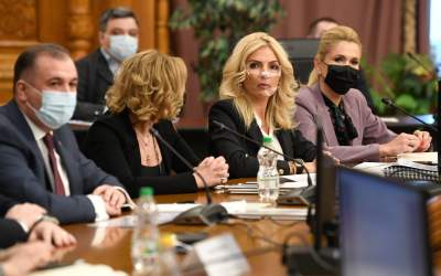 Parlamentarii ar putea fi...