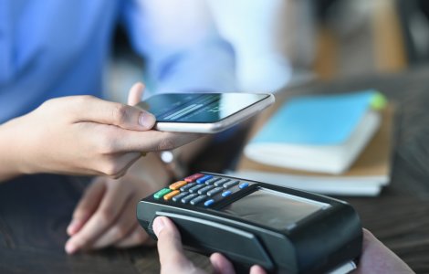 Profesorii de meditații, obligați să dețină casă de marcat și să dea bon fiscal