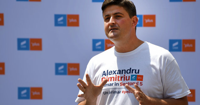 Dimitriu (USR): Atitudinea președintelui, în contradicție cu atribuțiile constituționale; nu a convocat partidele la consultări