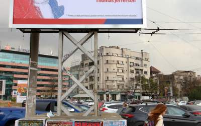 Panourile publicitare și...