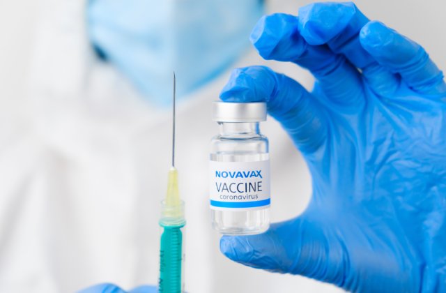 Nuvaxovid este al cincilea vaccin anti-COVID în UE. S-a solicitat autorizarea în regim de urgență a vaccinului