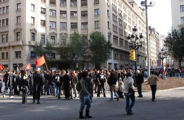 Spania: Greva pentru "taierea" a 5% din salariile bugetarilor