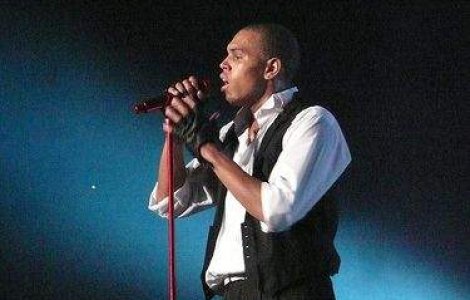 Chris Brown, interzis in Anglia