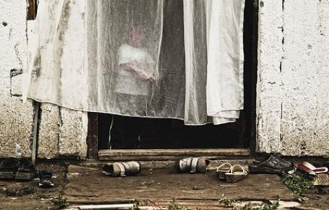 "Imaginea" romilor ar fi mai buna fara barierele de comunicare