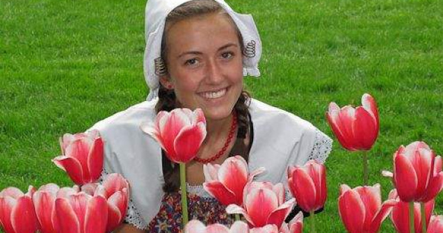 Olanda: Femeile somere, ajutate sa-si gaseasca soti bogati