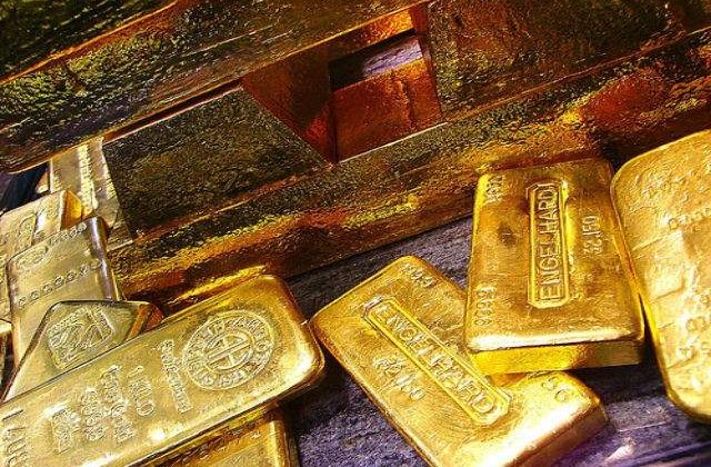 Pretul aurului in 2013: Cea mai abrupta scadere din ultimii 32 de ani