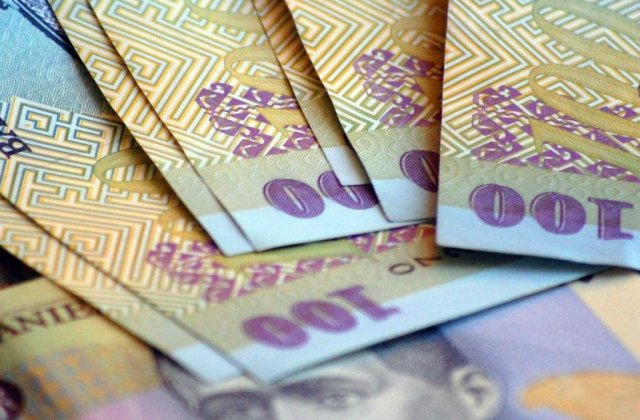 Salariul minim brut a crescut la 850 de lei la 1 ianuarie