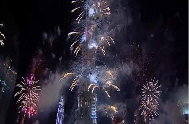 [VIDEO] Artificii de Cartea Recordurilor: Cel mai spectaculos show pirotehnic din lume