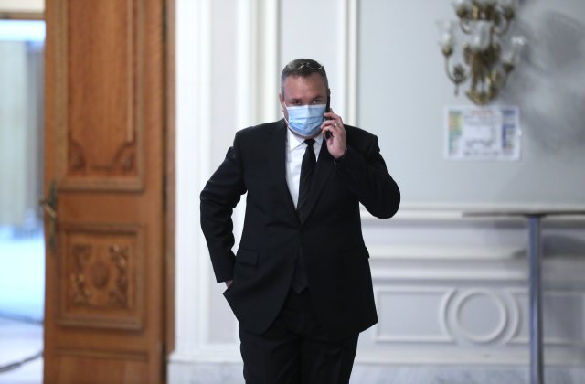 Ciucă: Am stabilit să avem un procent de 7% pentru investiții în programul de guvernare, în bugetul anului viitor 