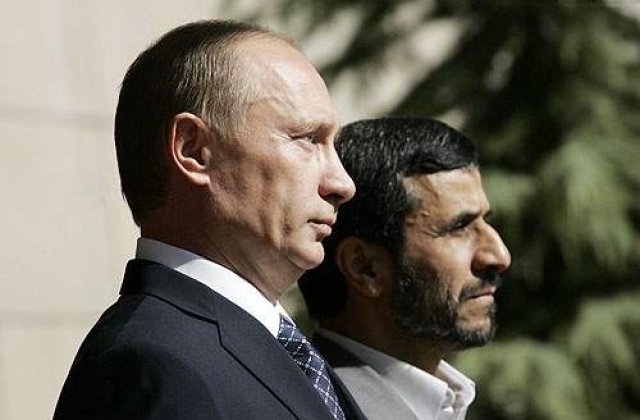 Rusia "ii intoarce spatele" Iranului