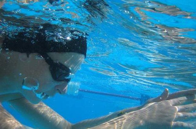 Un roman a salvat doi sportivi germani de la inec