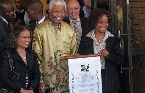 Tragedie in familia Mandela