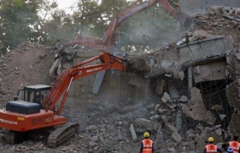 Tragedie in India: Cel putin 17 morti in urma prabusirii unei cladiri