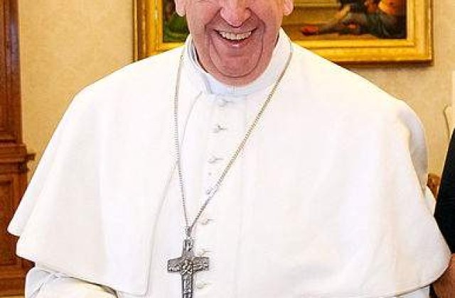 Papa Francisc: Biserica Catolica ar trebui sa accepte parintii de acelasi sex