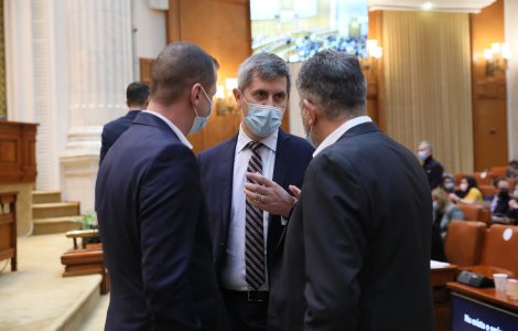 USR propune acordarea de tichete de masă și a 13-a pensie pentru pensionarii cu venituri sub 1.100 lei