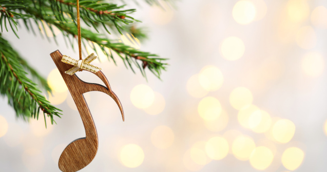  Top  OPT piese de Crăciun pe care fiecare român trebuie să le aibă în playlist