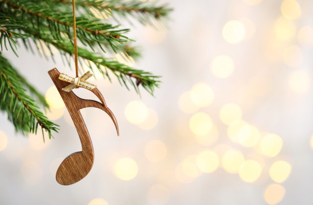 OPT piese de Crăciun pe care fiecare român trebuie să le aibă în playlist 