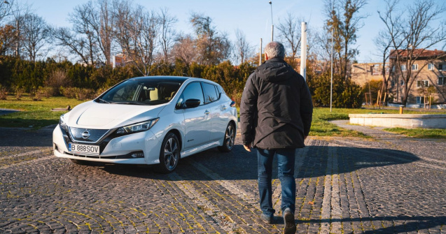 Viața cu Nissan Leaf: interviu cu un posesor care folosește electrica pentru naveta Ploiești-București