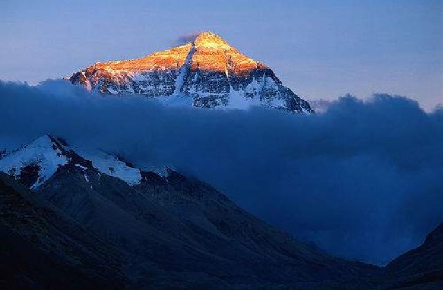 Un alpinist din Arad vrea sa cucereasca varful K 2 din Himalaya