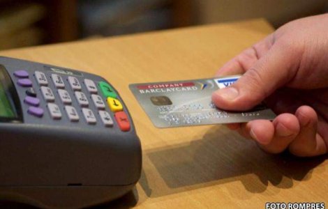 Perchezitii pentru prinderea falsificatorilor de carduri