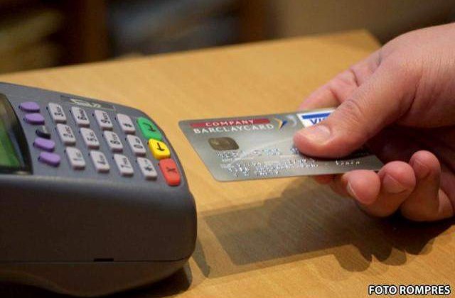 Perchezitii pentru prinderea falsificatorilor de carduri