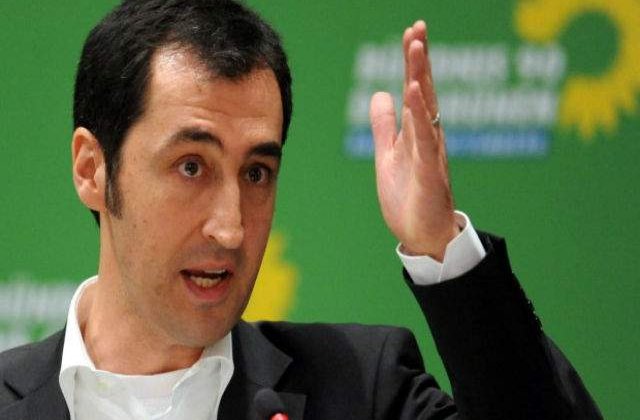 Liderul Verzilor germani: Romii pleaca din Romania si Bulgaria din cauza saraciei