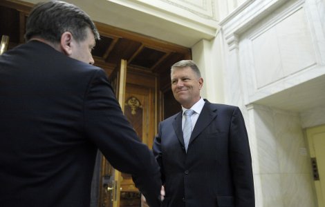 Lege promulgată/Ziua națională a înotului - instituită pe 19 iulie