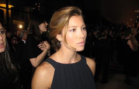 Jessica Biel vrea sa devina mama