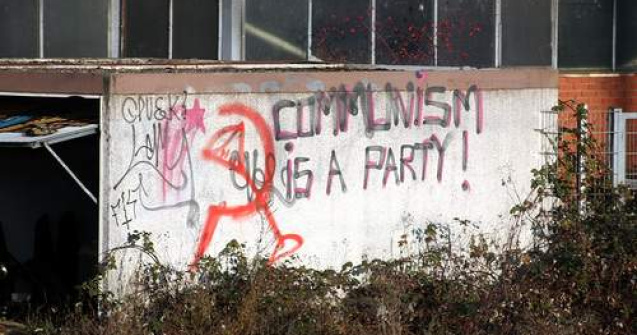 Tu cum ii explici copilului tau Comunismul?