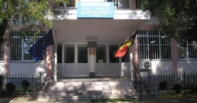 CEDO: Despagubiri de 18.000 de euro atacatorului de la Jean Monet