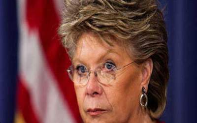 Viviane Reding denunta...