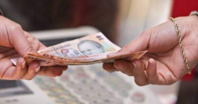 Invatatoarea care a cerut mita a fost concediata