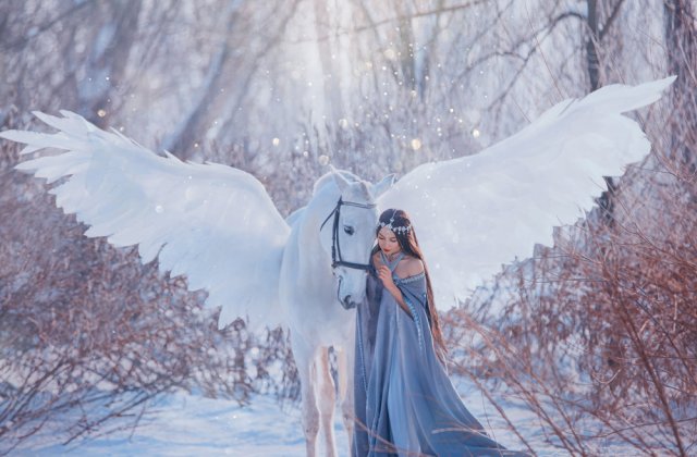 Horoscopul lunii Decembrie 2021: Află ce îți rezervă astrele în ultima lună din acest an!