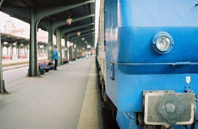 Cum iti iei bilet de tren fara sa stai la coada?