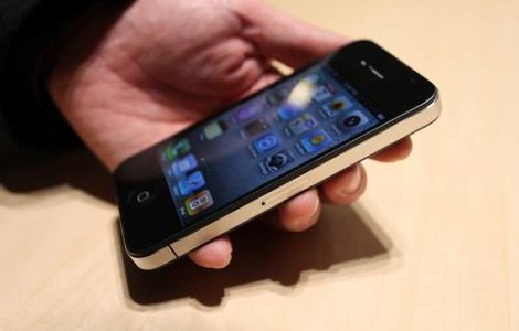 Cand ajunge iPhone 4 in Romania?