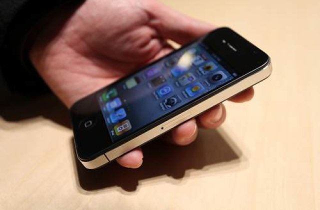 Cand ajunge iPhone 4 in Romania?