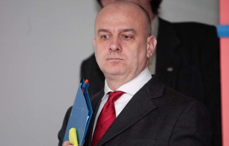 Dumitru Costin si-a dat demisia din BNS