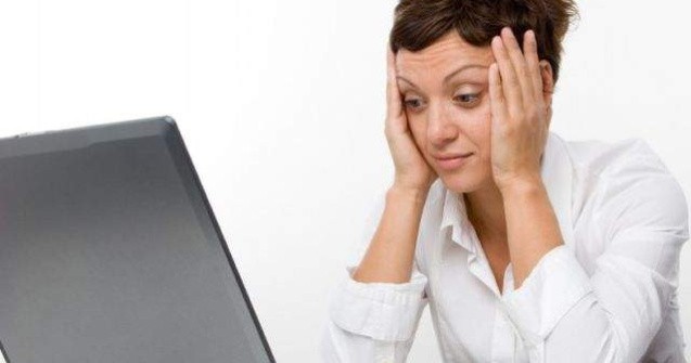 Studiu: Monitoarele dispozitivelor electronice afecteaza vederea