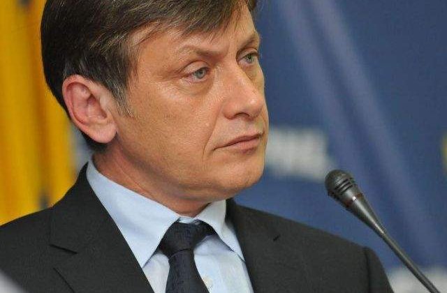 Antonescu: Prezidentialele, cu 45 de zile inainte de expirarea mandatului lui Basescu