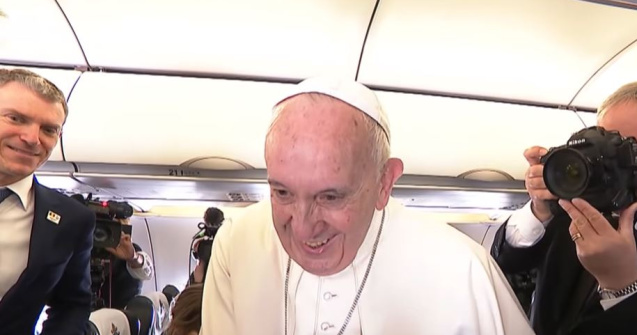 Papa Francisc a acceptat demisia arhiepiscopului de Paris, acuzat că ar fi avut o relație cu o femeie