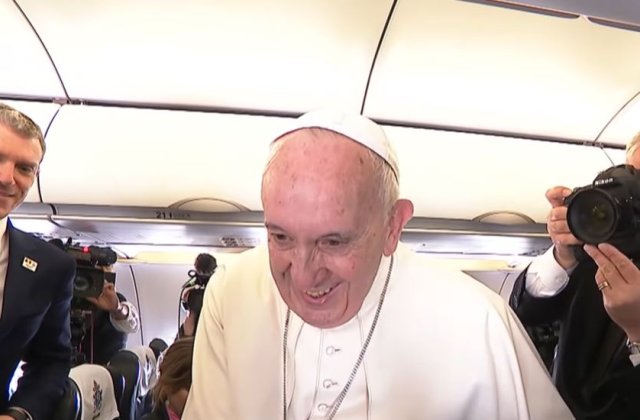 Papa Francisc a acceptat demisia arhiepiscopului de Paris, acuzat că ar fi avut o relație cu o femeie  