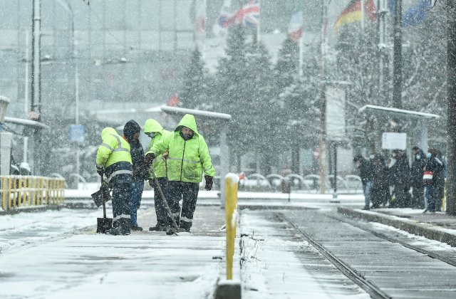 Prognoza meteo pentru weekendul 4-5 decembrie 2021. ANM a emis avertizări nowcasting 